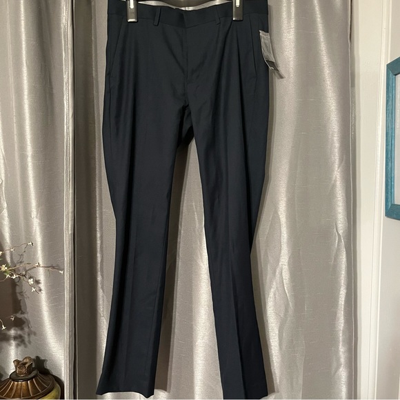 NWT H&M Men's Navy Blue Suit Pants Slim fit - SZ 33R Inseam 21.5in - Picture 1 of 3